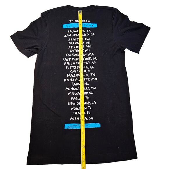 Ed Sheeran Divide TShirt Size Small The World Tour Shirt Black Teal Blue 2018 - Picture 7 of 7